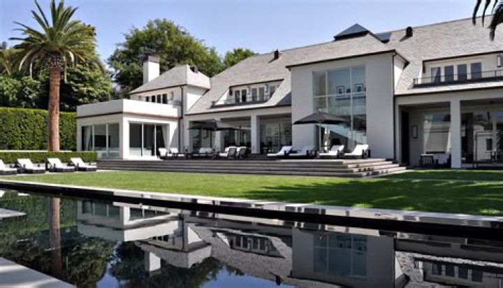 01 Simon Cowell Residence 717 N Palm Drive Beverly Hills CA USA