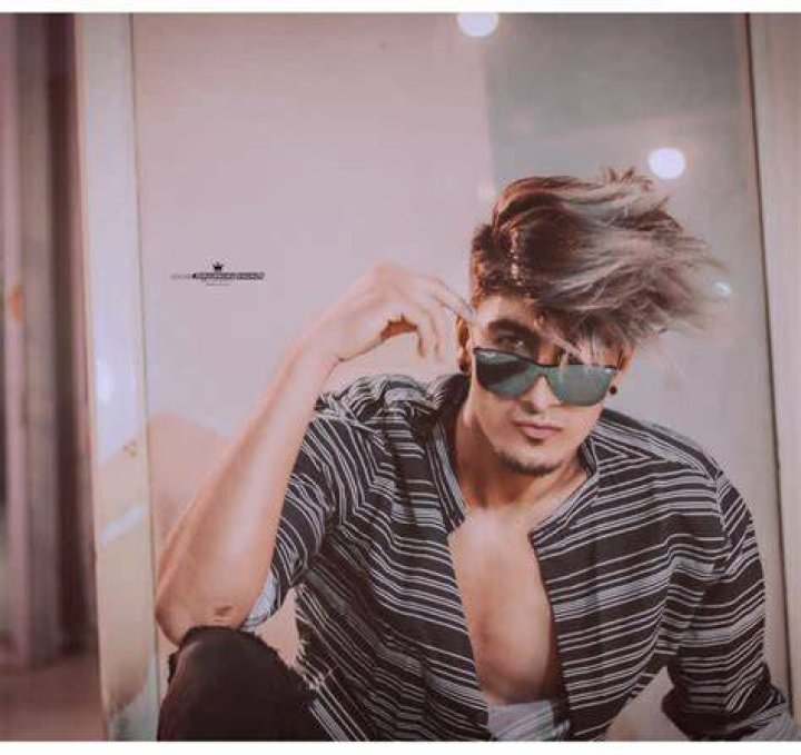 Ashish btatia biography