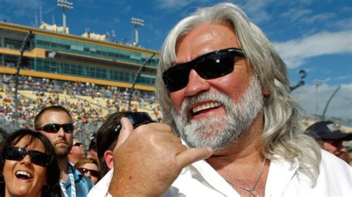 Bill Wichrowski - The Second Wealthiest Crab Catcher Bill Wichrowski - The Second Wealthiest Crab Catcher