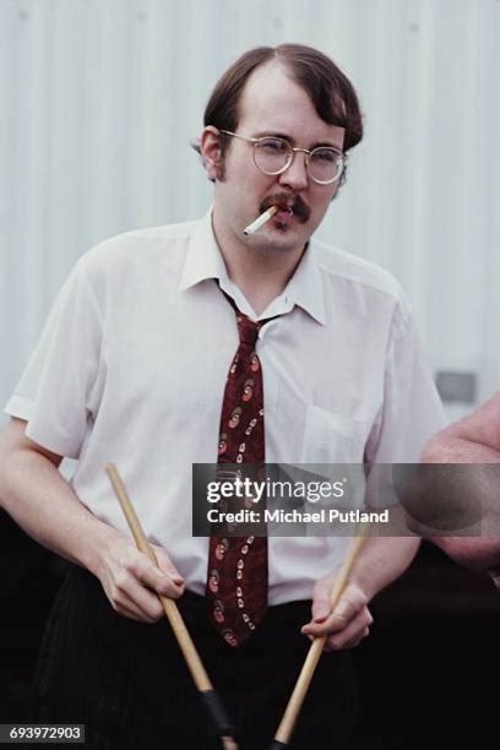Bun E. Carlos Bun E. Carlos
