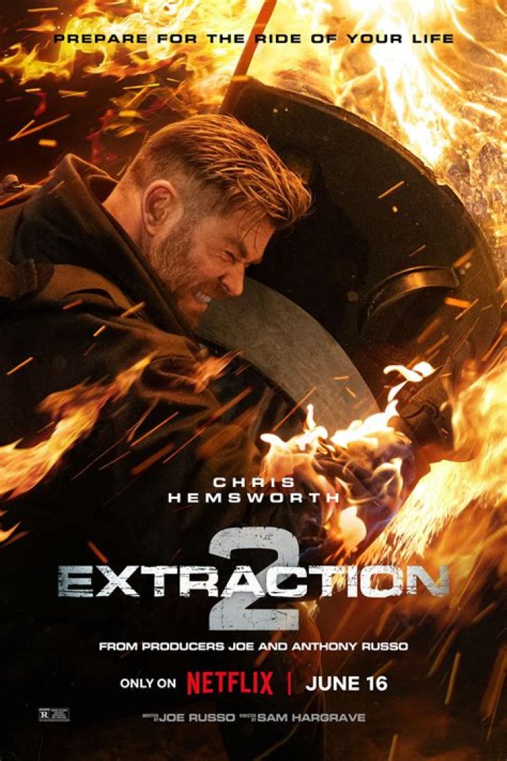 Chris Hemsworth in Extraction 2 Chris Hemsworth in Extraction 2