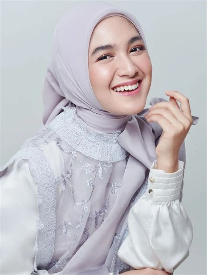 Cut Syifa Cut Syifa