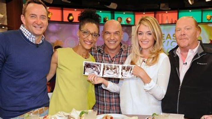 daphne oz the chew