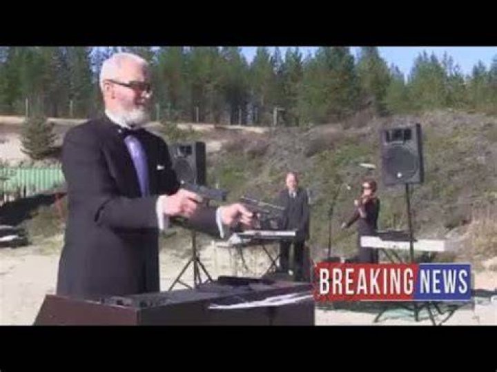 Firearm Symphony: Russian sharpshooter performs Beethoven dual wielding Glock - floor music with gunshots