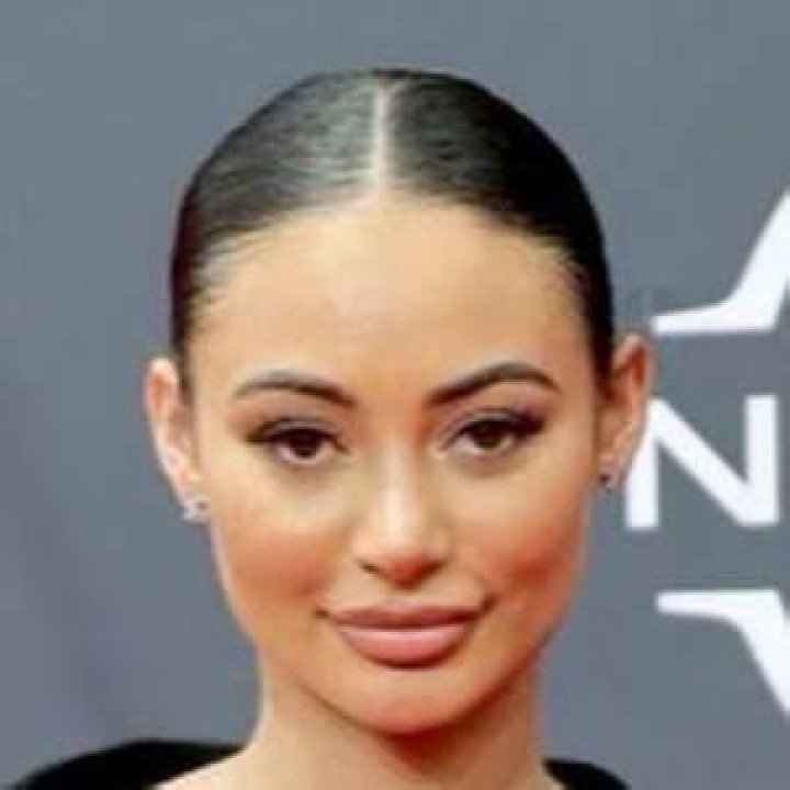 Himynamestee Age, Height, Net Worth, Ethnicity, Surgery 1 Himynamestee Age