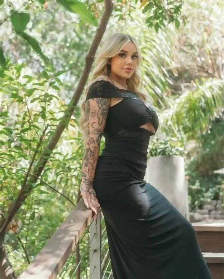 kali roses net worth