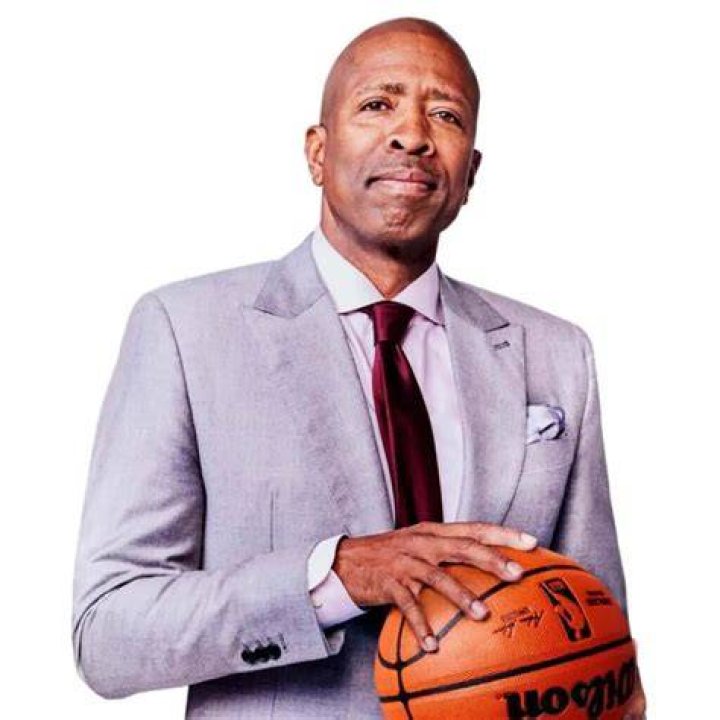 Kenny Smith Basketball Analyst