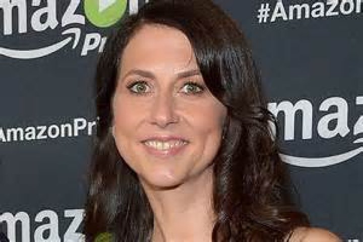 mac kenzie bezos fortune mac kenzie bezos fortune