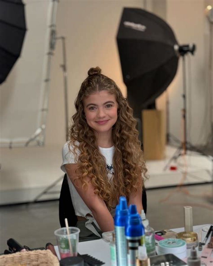 Mariana Mozo TikTok and Instagram