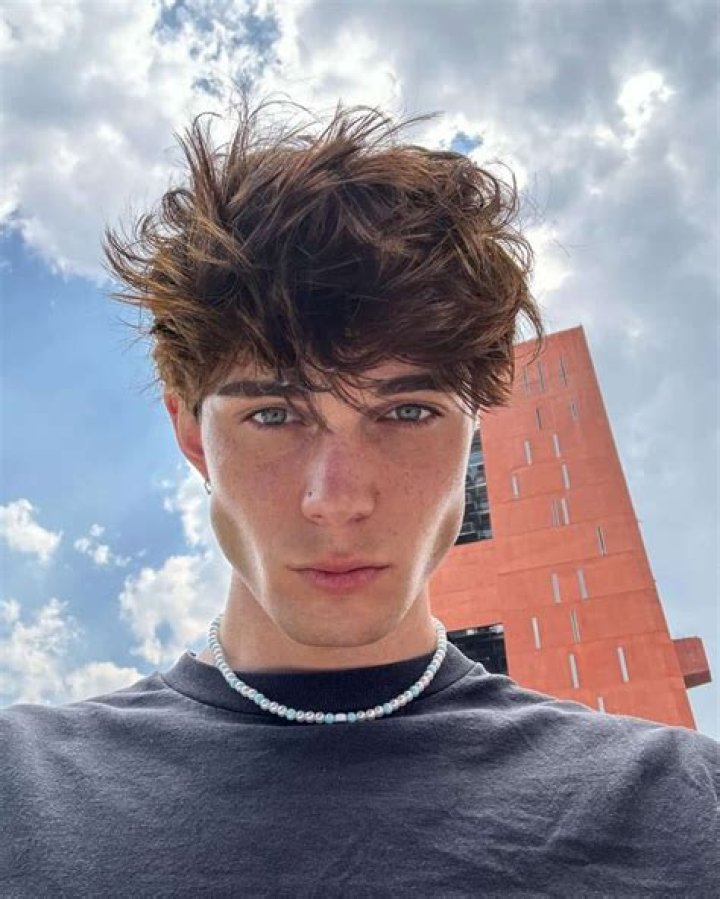 Nils Kuesel – Bio, Facts, Family Life, Career
