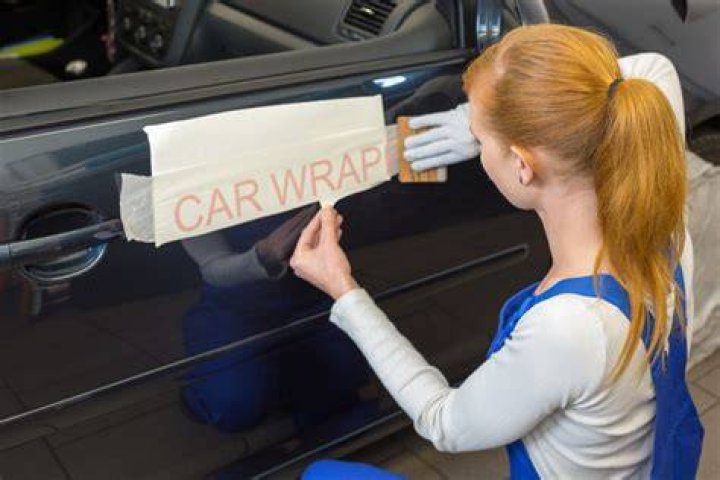 professional car wrapper professional car wrapper