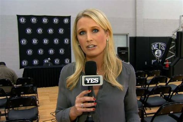 Sarah Kustok - Alchetron, The Free Social Encyclopedia