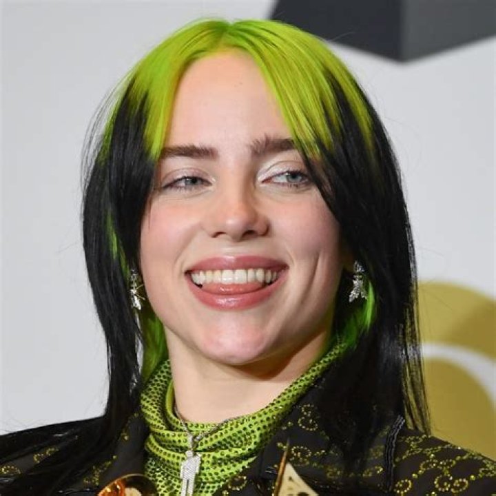 Singer Billie Eilish on the red carpet