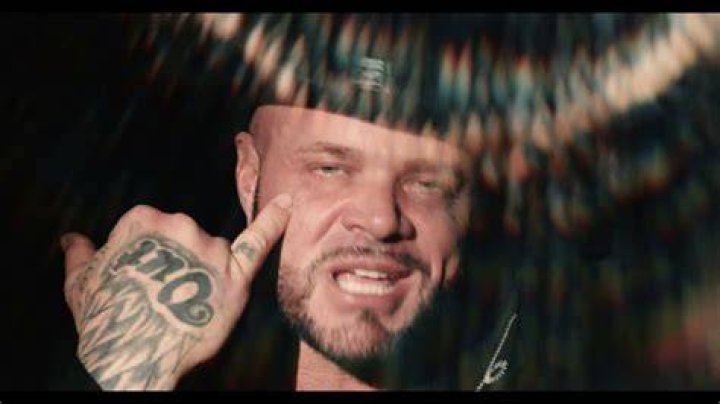 Struggle Jennings ft. Caitlynne Curtis - Fell Outta Love (Official Music Video) - new country song about quitting drinking