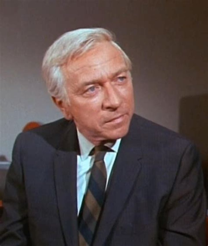 Vic Perrin
